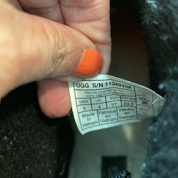 UGG Classic Clear Mini Boot size 5 - Picture 8 of 15